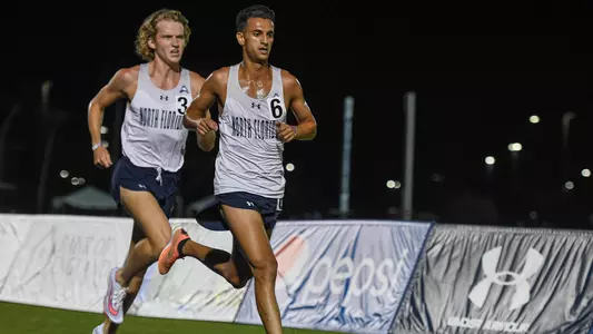 Nathan Jubran running on Visit Jax Track at UNF Invite