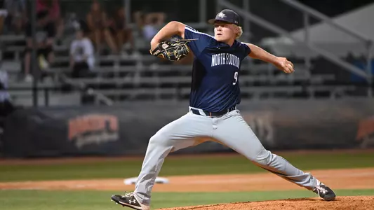 Zach Chappell delivers a pitch.