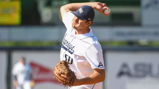 Darin Kilfoyl delivers a pitch to home.