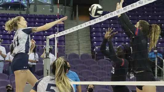 Bre Walp makes an attack