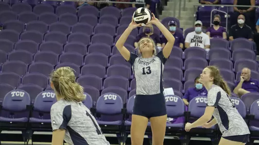 Annie Antar sets the ball