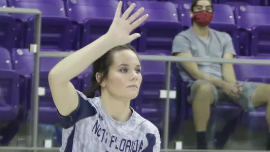 Grace Youngblood prepares for a serve