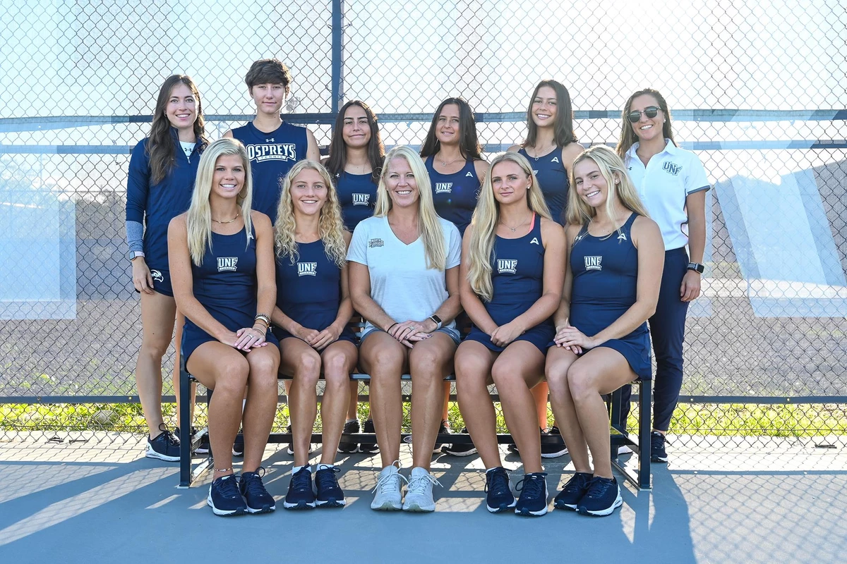 Women's tennis team photos 2021-22