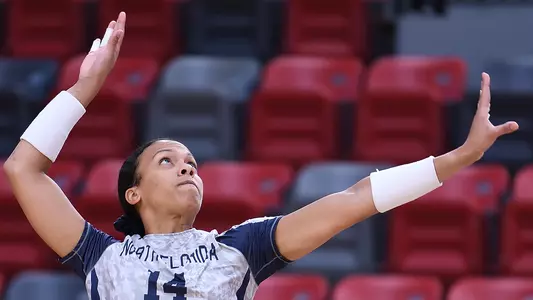 Hollingsworth Santana attacking