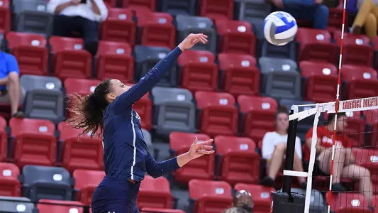 Gabby O'Connell makes an attack