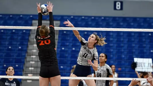 Bre Walp makes an attack