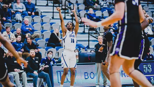 Jarius Hicklen shooting a three-pointer