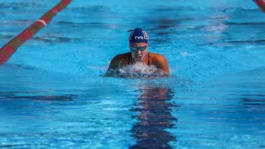 Victoria Torres swimming breasstroke
