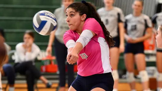 Rocio Moro with a dig