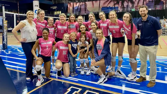 UNF volleyball team photo at FIU
