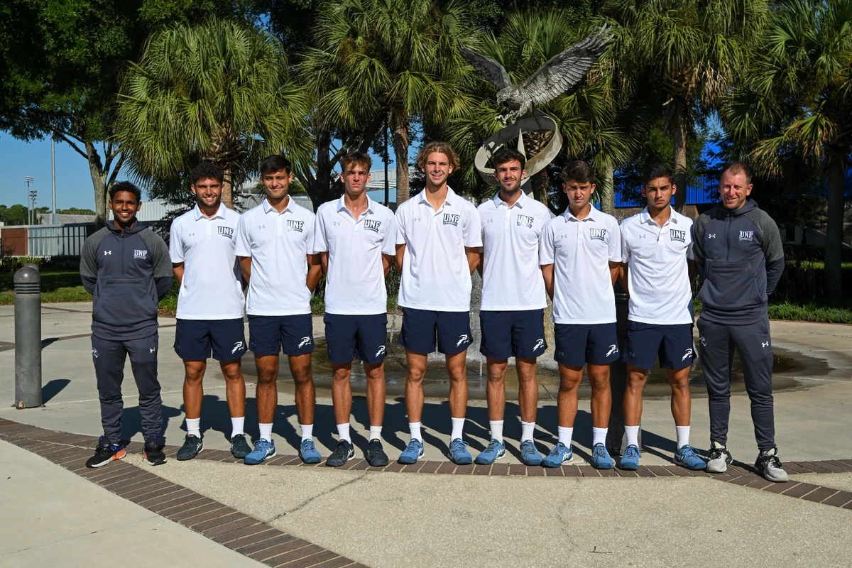 UNF men's tennis team photo 2022-23