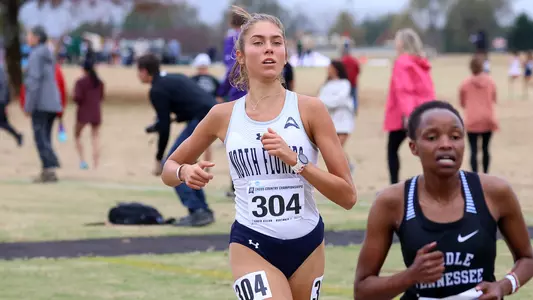 Isa Leen running at Regional meet