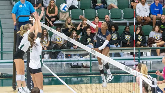 Mahalia White making a kill