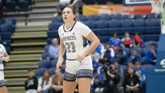 Elysa Wesolek looks down court