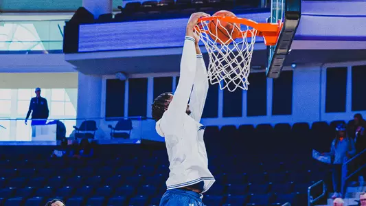 Dorian James dunking