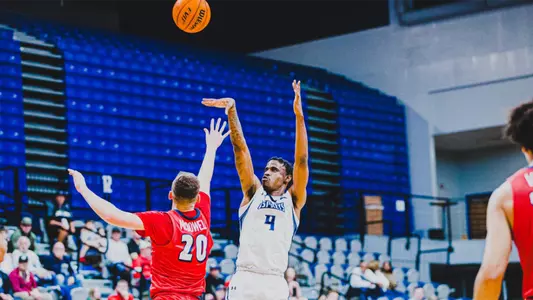 Jordan Preaster shooting a jump shot
