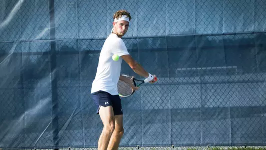 Jonas Hartenstein backhand