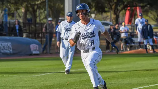 Isaiah Byars running home