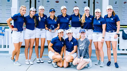 Women's golf 2022 UNF Collegiate team champions