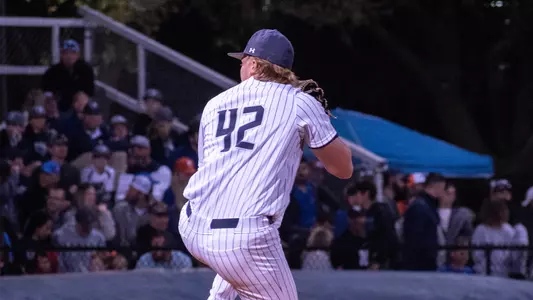 Scott Griesemer pitching in his windup