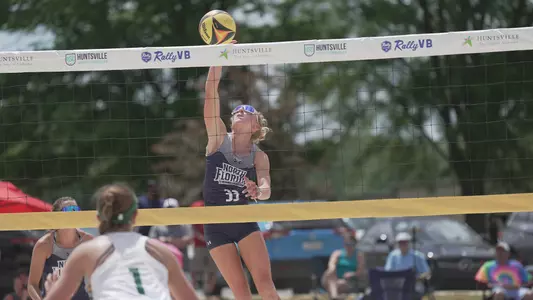 Hayden Wooldridge swinging to make an attack on the ball