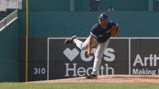 Jason Gonzalez throwing a pitch