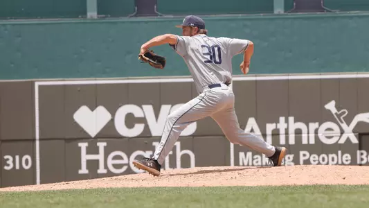 Stephen Halstead throwing a pitch