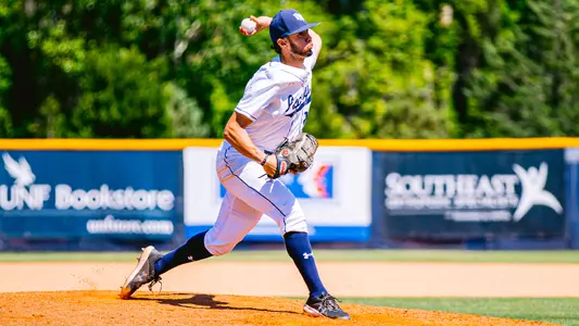 Rafael Santos throwing a pitch