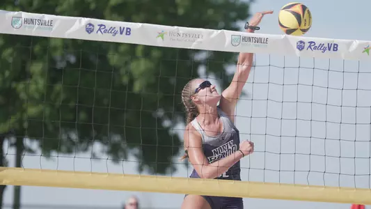 Lauren Galinis making an attack on the ball