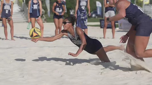 Gabby O'Connell diving after the ball