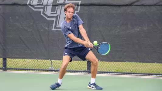 Nilo Duarte hits a backhand