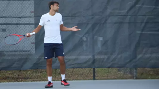 Bruno Vietri shrugging his shoulders