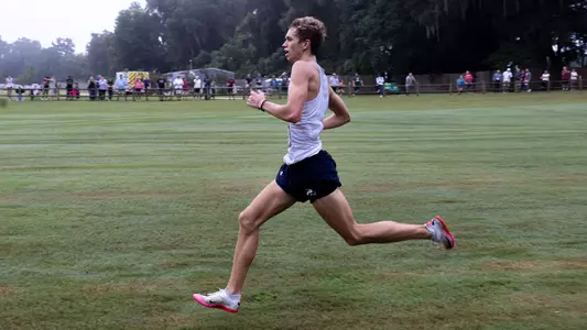 Aiden Arnold running by in FSU Invite