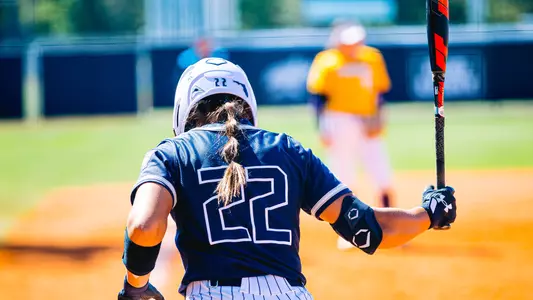 Kayla Harper at bat routine