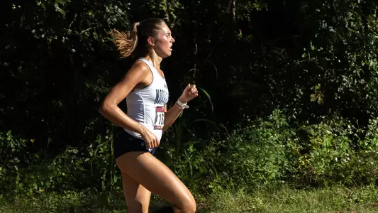 Isa Leen running at FSU Invite