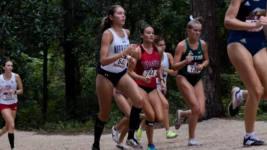 Isa Leen against competition at FSU Invite