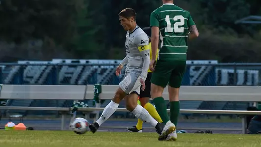 Adam Everett gets pass off against JU