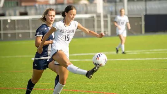 Erin Jones kicking the ball