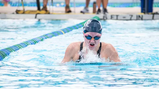 Isabella Giresi surfacing for a breath