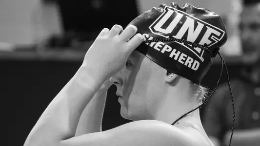 Vivian Shepherd putting her goggles on