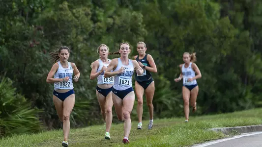 Cooney strides in the 5k