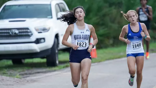Emma Forde running in the in the 5k