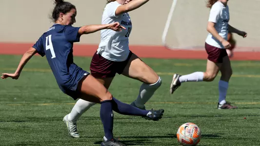 Averi Walraven kicking the ball at Bellarmine