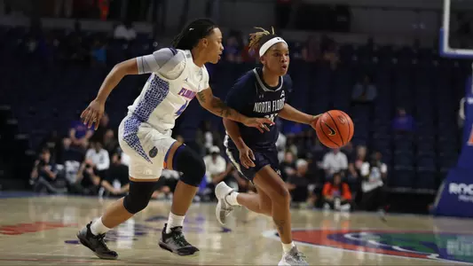 Jayla Adams driving in paint at UF