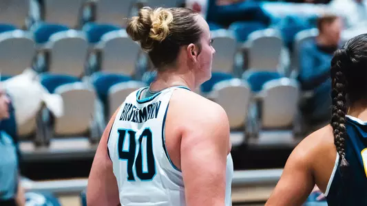 Emma Broermann on the free throw line against Piedmont