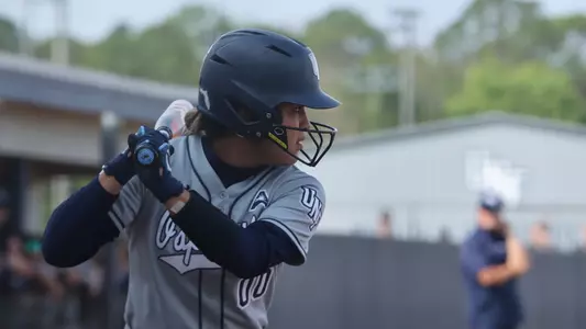 Kirsten Caravaca up to bat