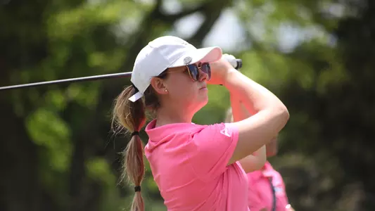 Sarah Scott with a shot during practice round