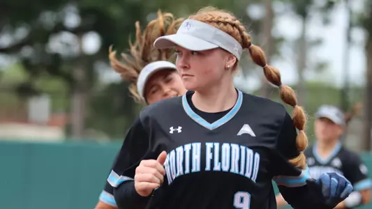 Brynn Nevers during warm ups