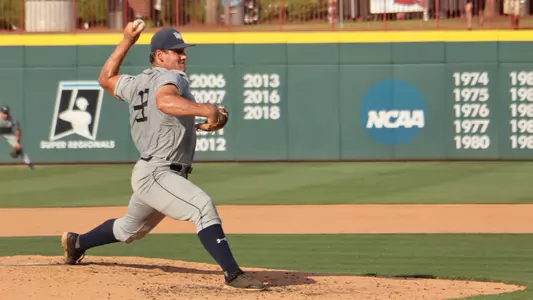 Tony Roca throwing a pitch at South Carolina