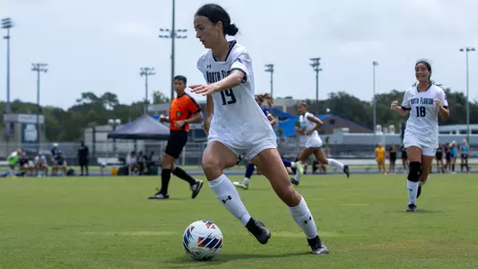 Erin Jones dribbling vs. ECU